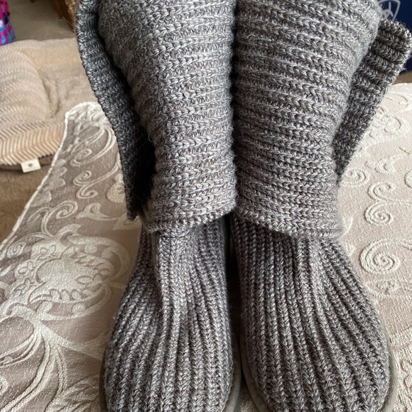 UGG knitted boots - Picture 10 of 14